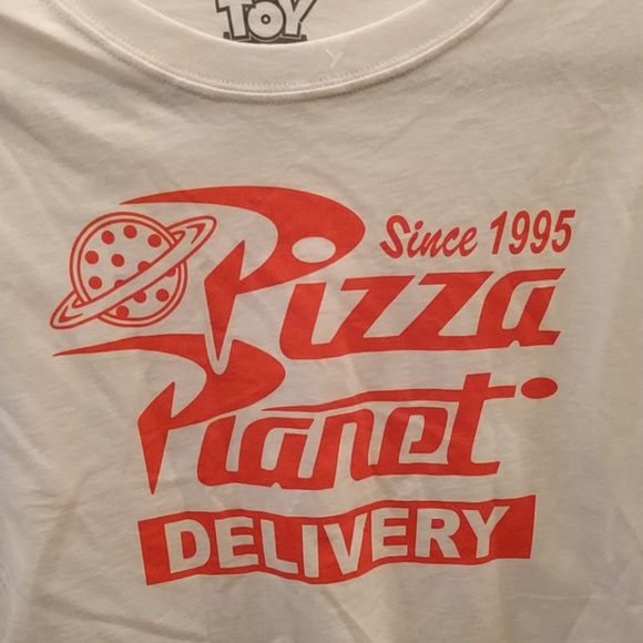 **Last 1** NEW Toy Story Pizza Planet cropped tee - Picture 2 of 4
